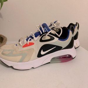 Women’s Air Max 200